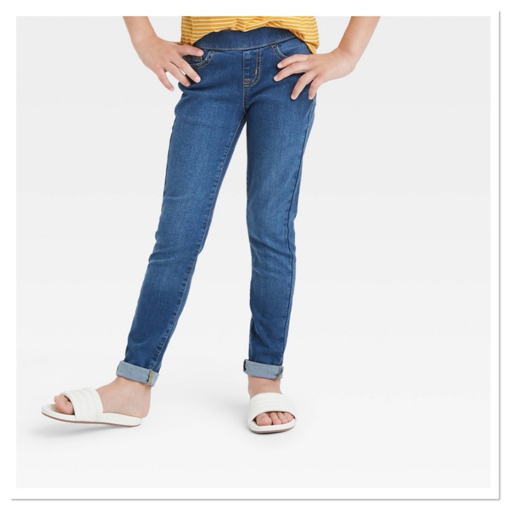Girl’s Mid Rise Pull On Jeggings Cat & Jack